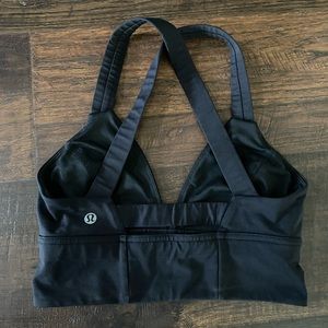Lululemon excellent condition sports bra